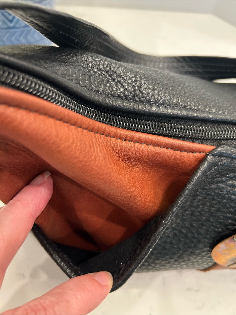 Two-Tone Handmade Leather Shoulder Bag with Copper Dragonfly Detail - Picture 4 of 16